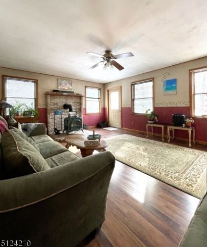 1020 Owassa Rd, Fredon NJ 07860-4120 exterior