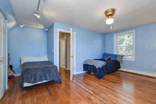 10 Whittaker Cir, Concord NH 03303-1589 exterior