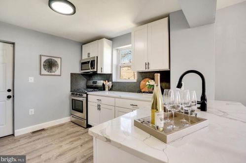 5111 Astor Pl, Washington DC  20019-6444 exterior