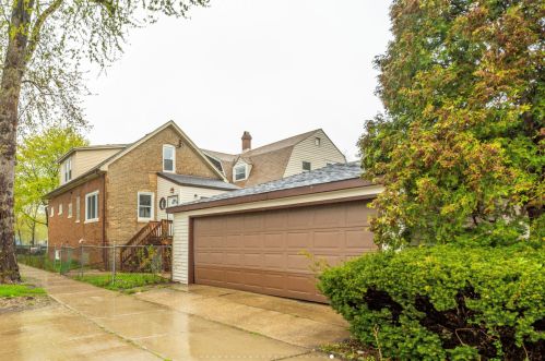 4501 Kilbourn Ave, Chicago IL 60646-5940 exterior