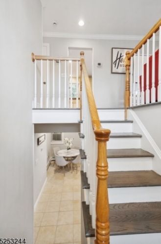 41 Cutter Dr, East Hanover NJ  07936-3047 exterior