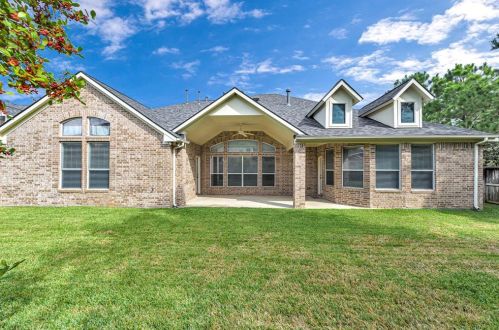 28307 Wild Mustang Ln, Fulshear TX 77441-2064 exterior