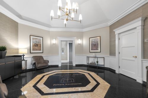 33 Delaware Pl, Chicago IL  60610-8115 exterior