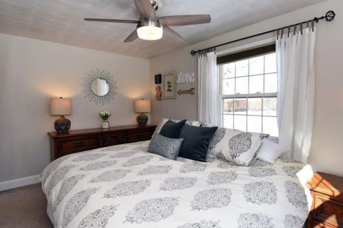 36 Coolidge Rd, Danvers MA 01923-2358 exterior