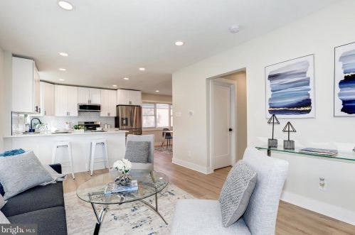 732 Adrian St, Washington DC  20019-4201 exterior