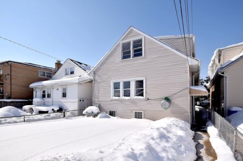 2921 Monitor Ave, Chicago IL 60634-1743 exterior