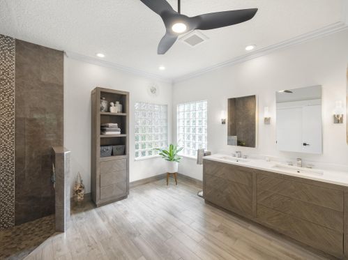 102 Jeanette Way, Jupiter FL exterior