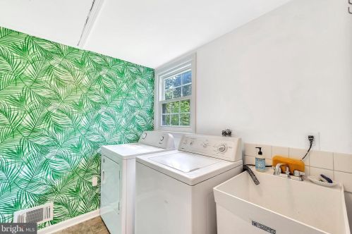 13 Cleveland Rd, Princeton NJ 08540-7420 exterior