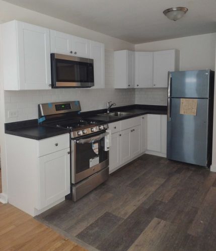 14215 Dobson Ave, Dolton IL 60419-2707 exterior