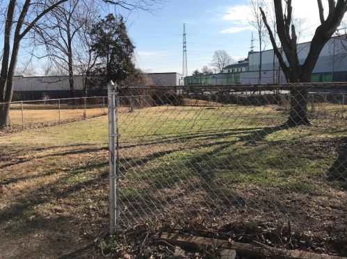 8910 New Hampshire Ave, Saint Louis MO 63123-1537 exterior