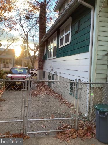 1730 42 St, Camden NJ 08110-2119 exterior