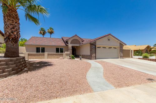 15816 15th Way, Phoenix AZ  85022-3249 exterior