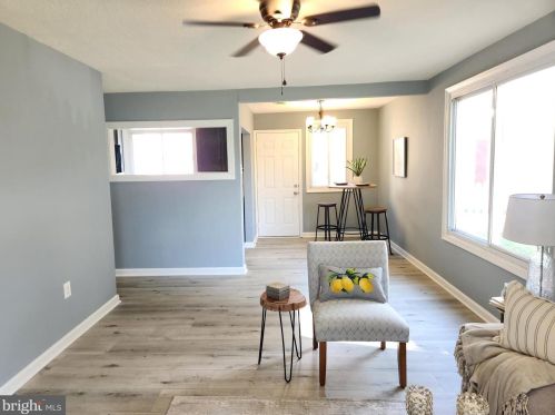 900 Edgerly Rd, Glen Burnie MD 21060-7305 exterior