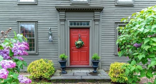 169 Chestnut St, North Andover, MA 01845-5267