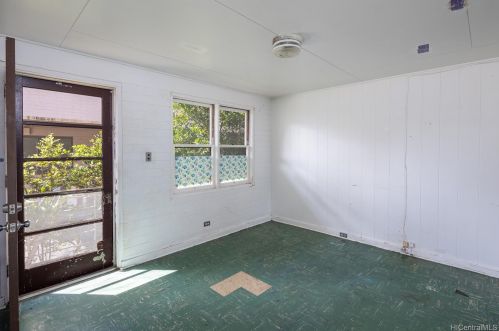 2620 Date St, Honolulu HI 96816-1122 exterior