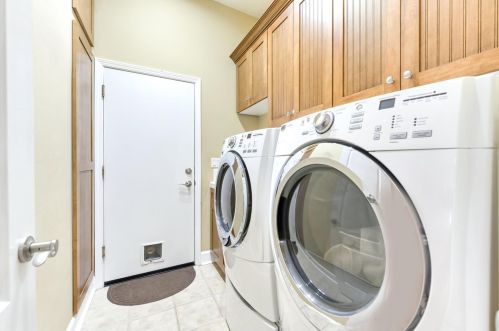 4054 Borders Dr, Folsom CA 95762-5415 exterior