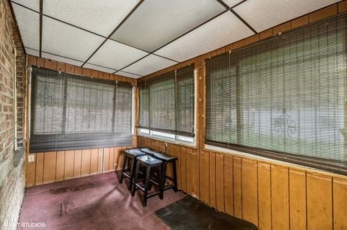 9400 Racine Ave, Chicago IL 60643-5401 exterior