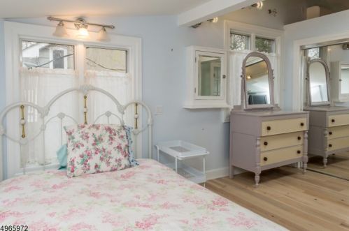 28 Rd, Bloomingdale NJ 07403-1425 exterior