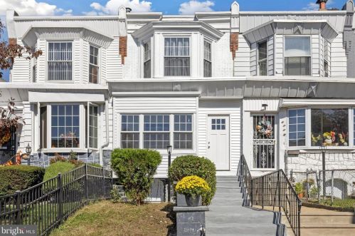 6123 Chestnut St, Philadelphia, PA 19139-3012