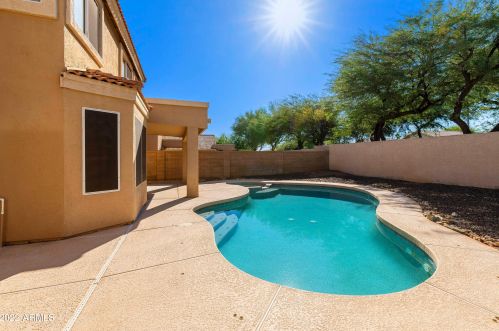 15210 42nd St, Phoenix AZ 85048-7001 exterior