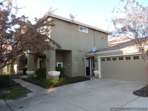 319 Marsalla Dr, Folsom CA  95630-7202 exterior