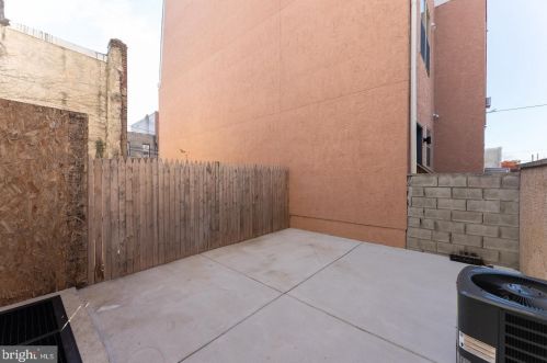 1122 26 St, Philadelphia PA 19121-4636 exterior