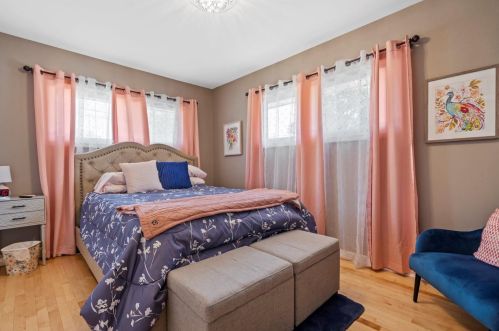 4800 Layton Ave, Milwaukee WI  53220-4144 exterior