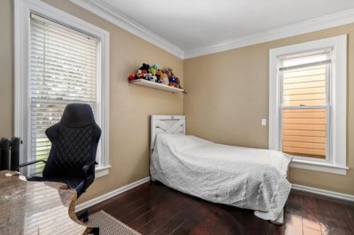 3427 61 St, Chicago IL 60629-3605 exterior