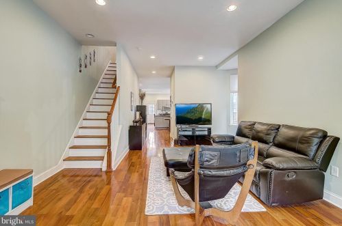 4721 Hazel Ave, Philadelphia PA 19143-2023 exterior