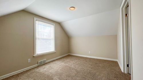 1029 Leith Ave, Waukegan IL 60085-2545 exterior