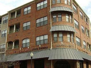 3010 State St, Dallas TX  75204-3923 exterior