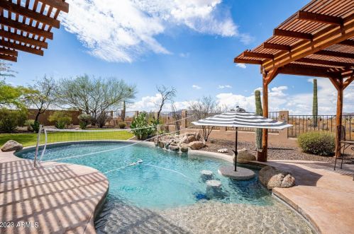 40115 3rd St, Phoenix AZ  85086-8606 exterior