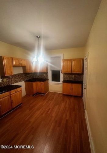 227 Wainwright St, Newark NJ  07112-1226 exterior