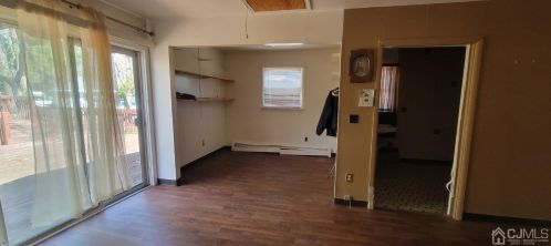 48 Oak St, Old Bridge NJ 08857-1545 exterior