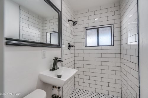 823 Arizona Ave, Tucson AZ  85705-7733 exterior