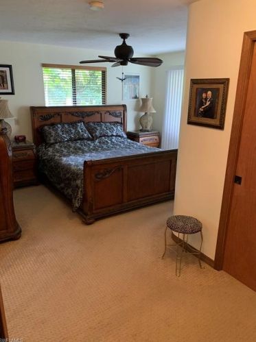 4215 Kathy Ave, Naples FL 34104-4028 exterior