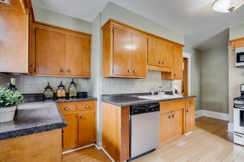 1299 Blair Ave, Saint Paul MN 55104-2008 exterior