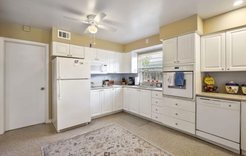 352 Fernandina St, Fort Pierce FL 34949-3537 exterior