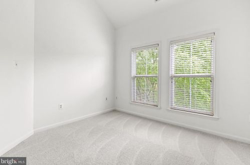 252 Murtha St, Alexandria VA 22304-8613 exterior