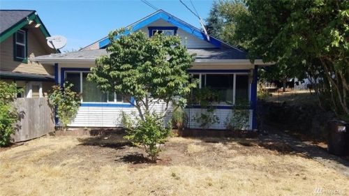 1926 7 St, Bremerton WA  98337-1040 exterior