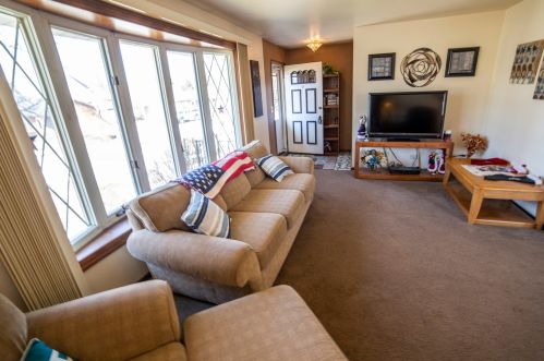 11663 Laporte Ave, Chicago IL 60803-6806 exterior