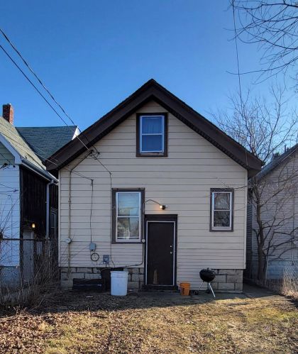 3253 25th St, Milwaukee WI 53204-1945 exterior