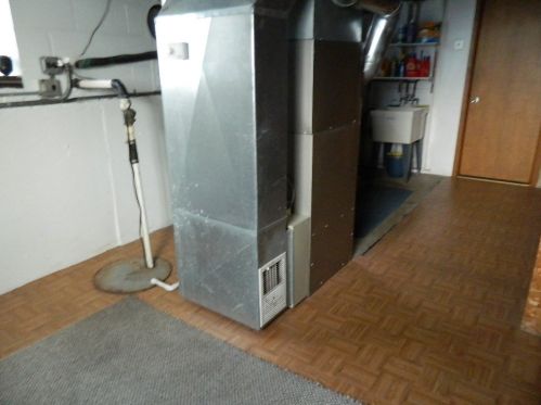 608 Euclid Ave, Elmhurst IL 60126-5141 exterior