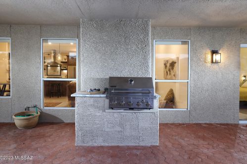 64381 Galveston Ln, Tucson AZ 85739-1022 exterior