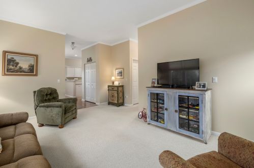 16342 Cres Lk Dr, Joliet IL 60403-1643 exterior