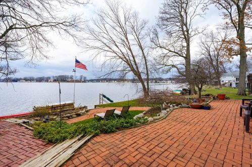 790 Eagle Lk Dr, Kalamazoo MI 49009-9612 exterior