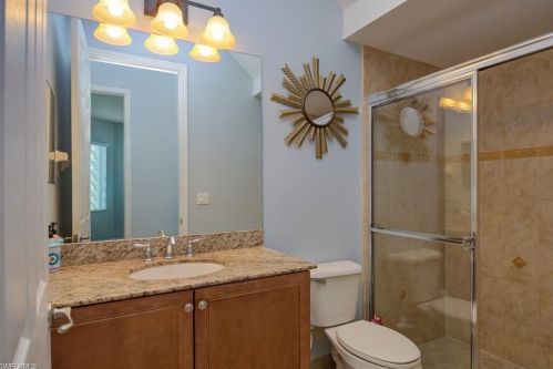 6606 Marbella Dr, Naples FL 34105-5040 exterior