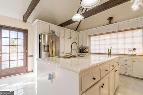 1620 Chevron Way, Atlanta GA  30350-4430 exterior