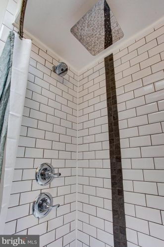 5150 Cedar Ave, Philadelphia PA 19143-1524 exterior