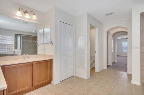 18111 Bahama Bay Dr, Tampa FL 33647-3458 exterior